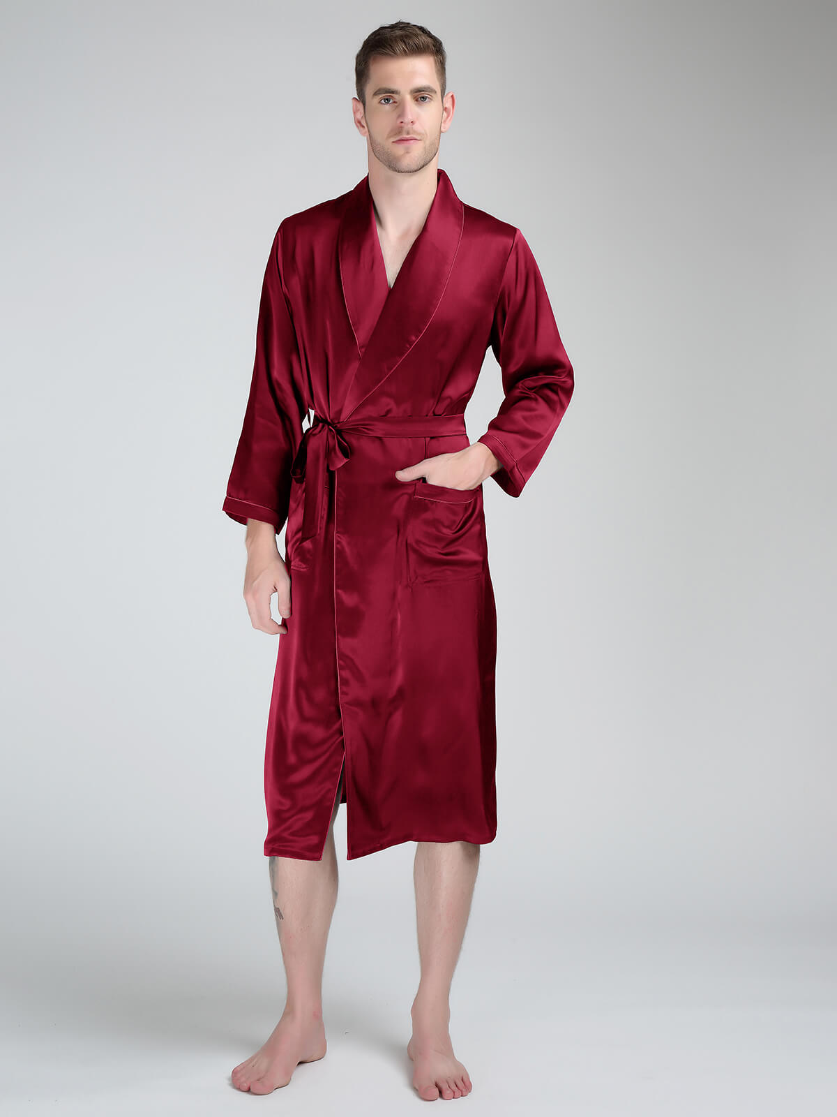 19 Momme Mens Navy Blue Hooded Silk Robe Long Silk Bathrobe [FS069] -  $219.00 : FreedomSilk, Best Silk Pillowcases, Silk Sheets, Silk Pajamas For  Women, Silk Nightgowns Online Store