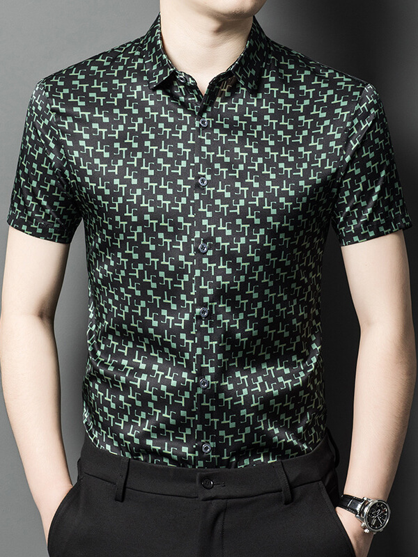 Stylish Black and Green Geometric Print Short-Sleeve Silk Shirt