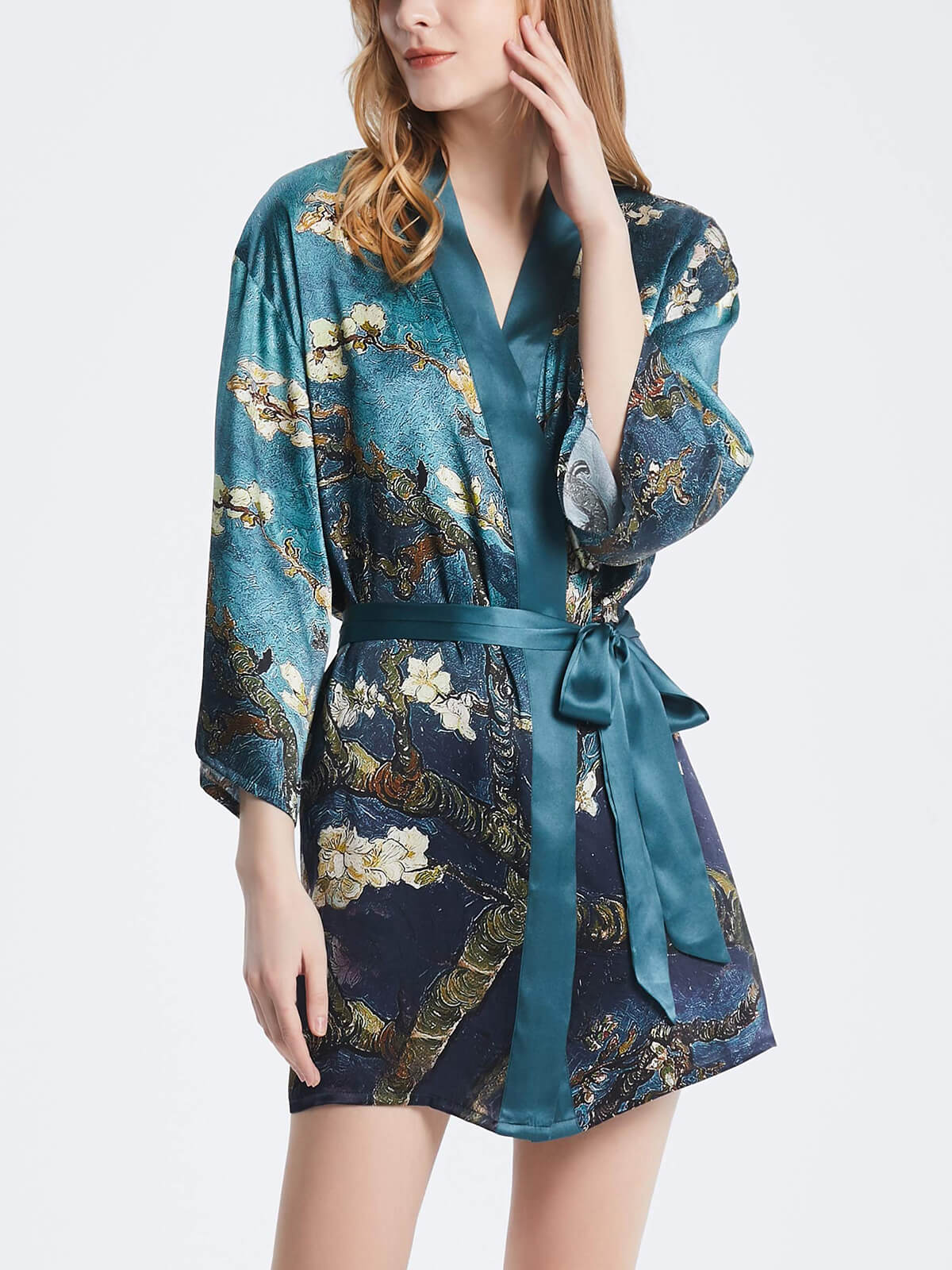 16 Momme Plum Blossom Women Short 100% Silk Kimono Robe