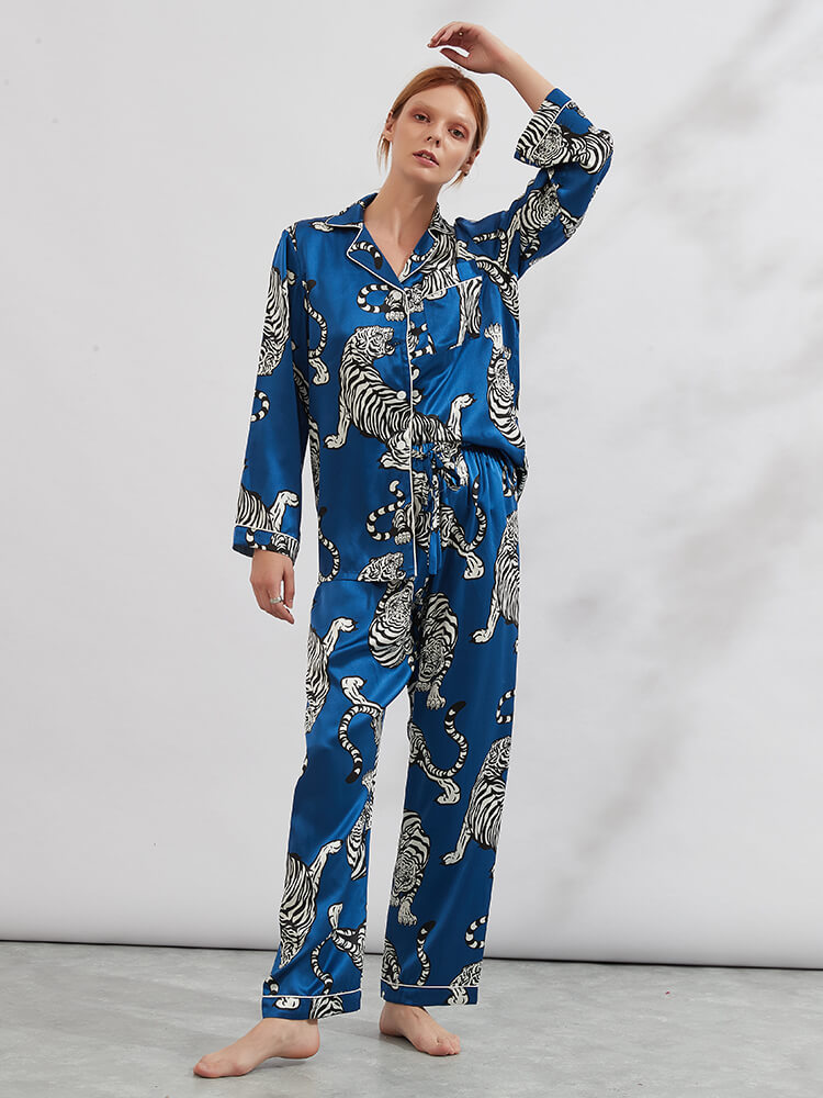 19 Momme Tiger Printed Blue Long Silk Pajama Set for Women [FS187] -  $229.00 : FreedomSilk, Best Silk Pillowcases, Silk Sheets, Silk Pajamas For  Women, Silk Nightgowns Online Store