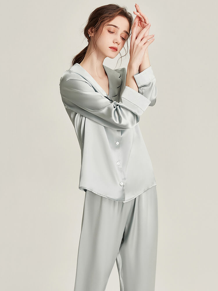 22 Momme Sweet Flower Petal Collar Women Pure Silk Pajamas Set