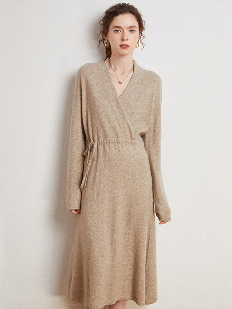 Elegant V-Neck Cashmere Midi Dress with Adjustable Waist Tie