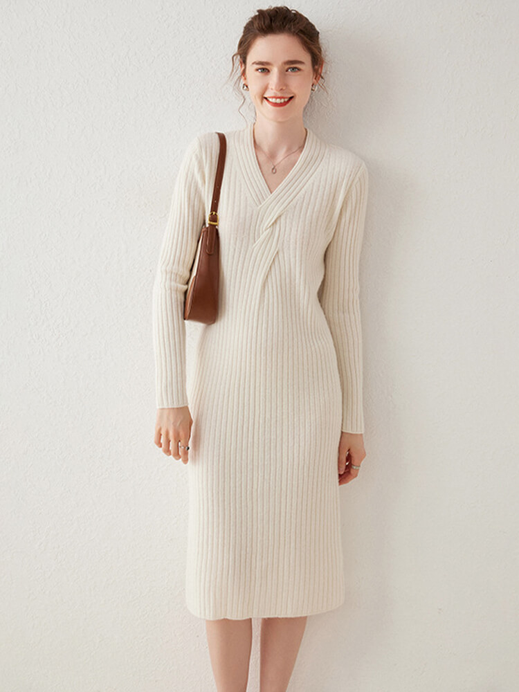 Elegant Ribbed V-Neck Long Sleeve Midi Cashmere Sweater Dress