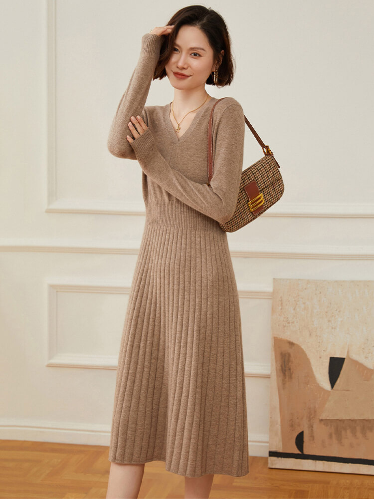 Women's Long Sleeves V-Neck Ribbed Cashmere A-Line Midi Dress