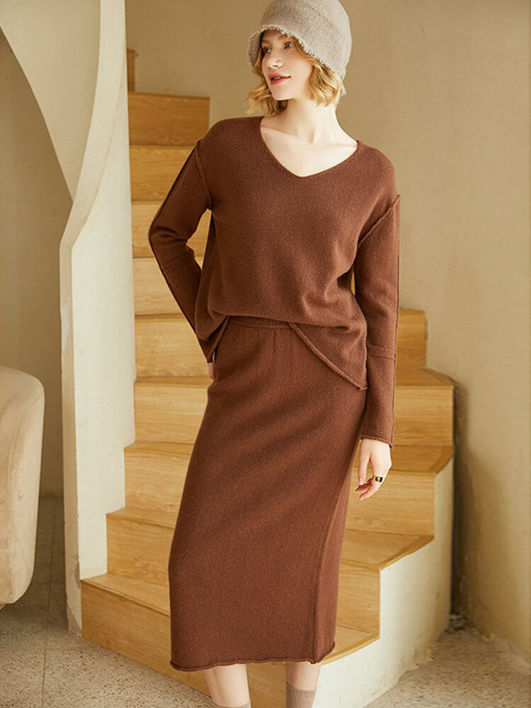 Women's Elegant Two-Piece V-Neck Cashmere Sweater and Skirt Set