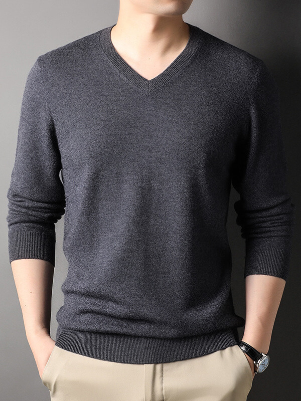 Classic Long Sleeved V-Neck Cashmere Sweater For Men